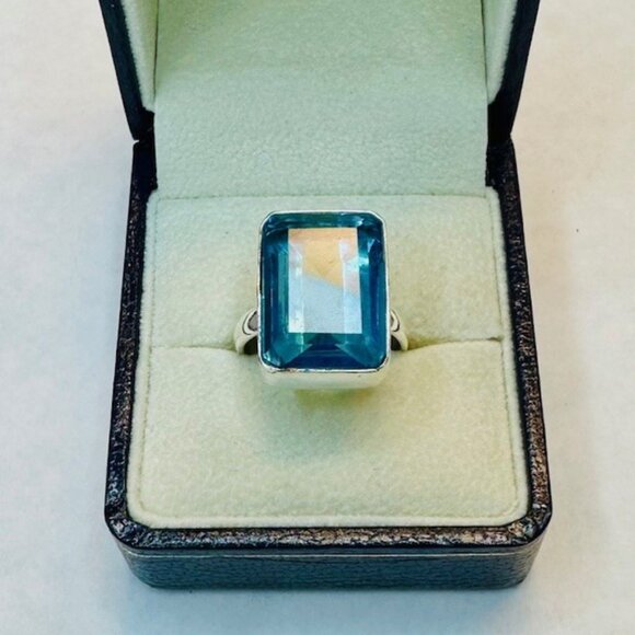 Blue Topaz Sterling Silver Emerald Cut Ring Size 9 - Picture 4 of 7